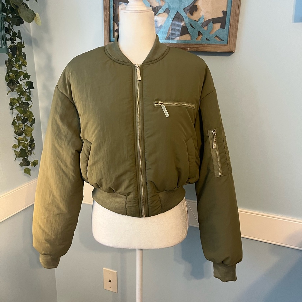 AIIRZ Olive Green Puffer Jacket